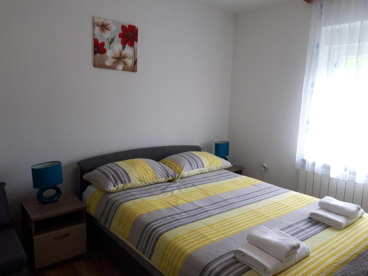 Apartment Sanja Смолянац Экстерьер фото